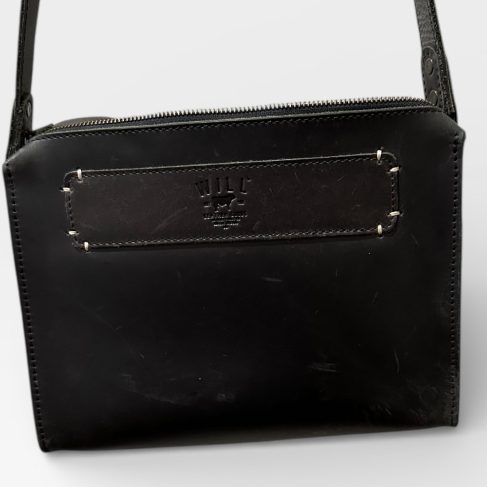 Will Leather Goods Black Leather Mini Crossbody Bag – Small Zip Top Purse